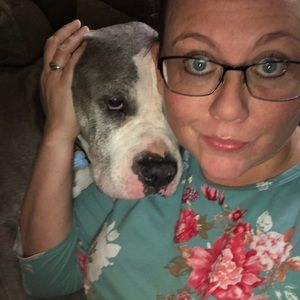 Meet your Posher, April